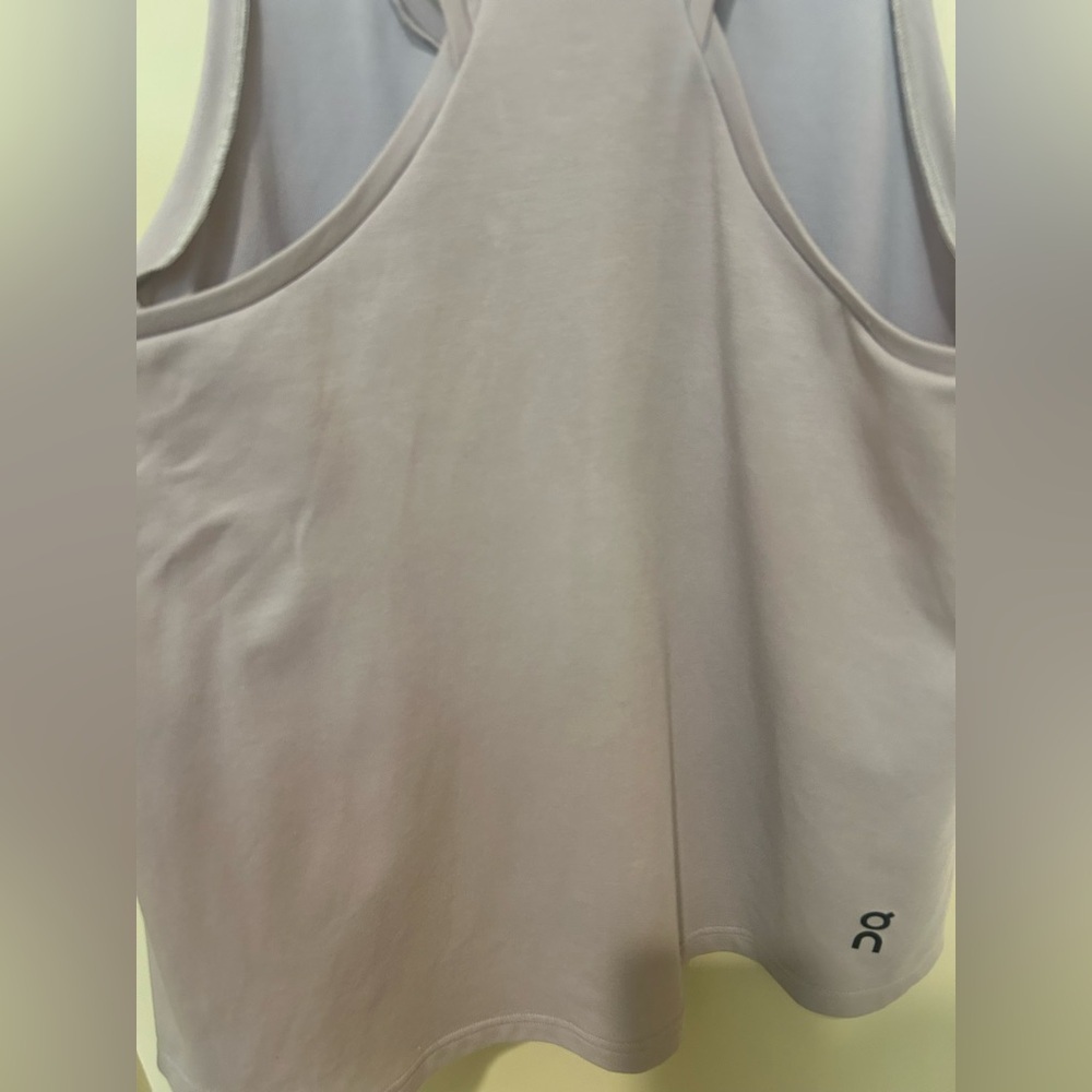 ON Focus Racerback Purple Tank Top Size Medium - Picture 7 of 7